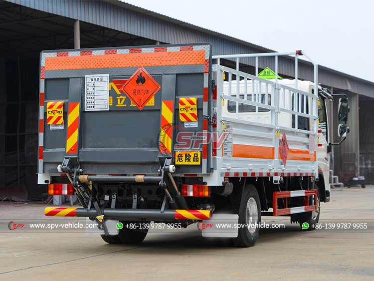 HOWO Compressed Gas Cylinder Truck - Rear Right Side